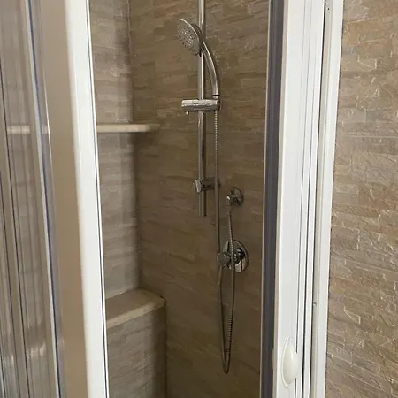 Guest house Emozioni 3*